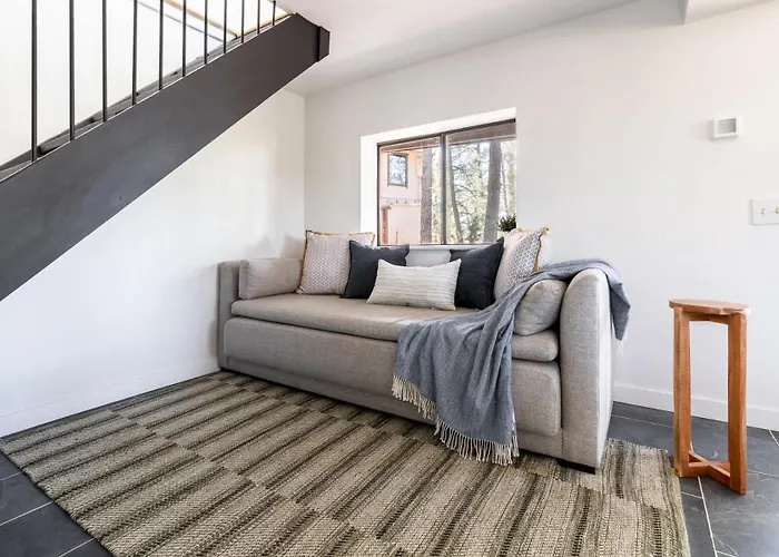 Cozy 3br A-frame Views Family Friendly Holiday home *
