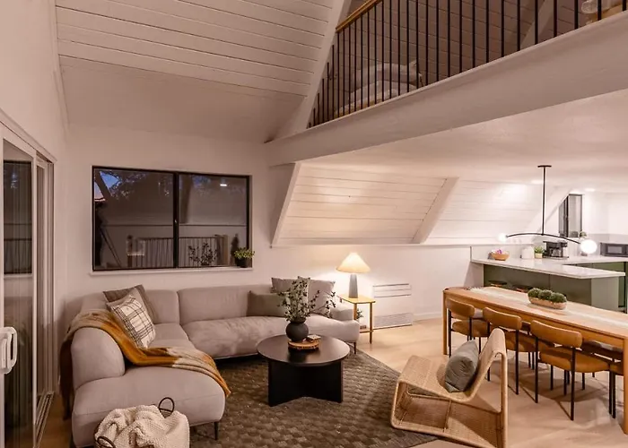 Cozy 3br A-frame Views Family Friendly Holiday home *